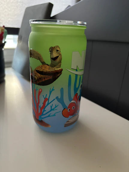 Finding Nemo Illustrations on a green and blue ombre plastic tumbler cup